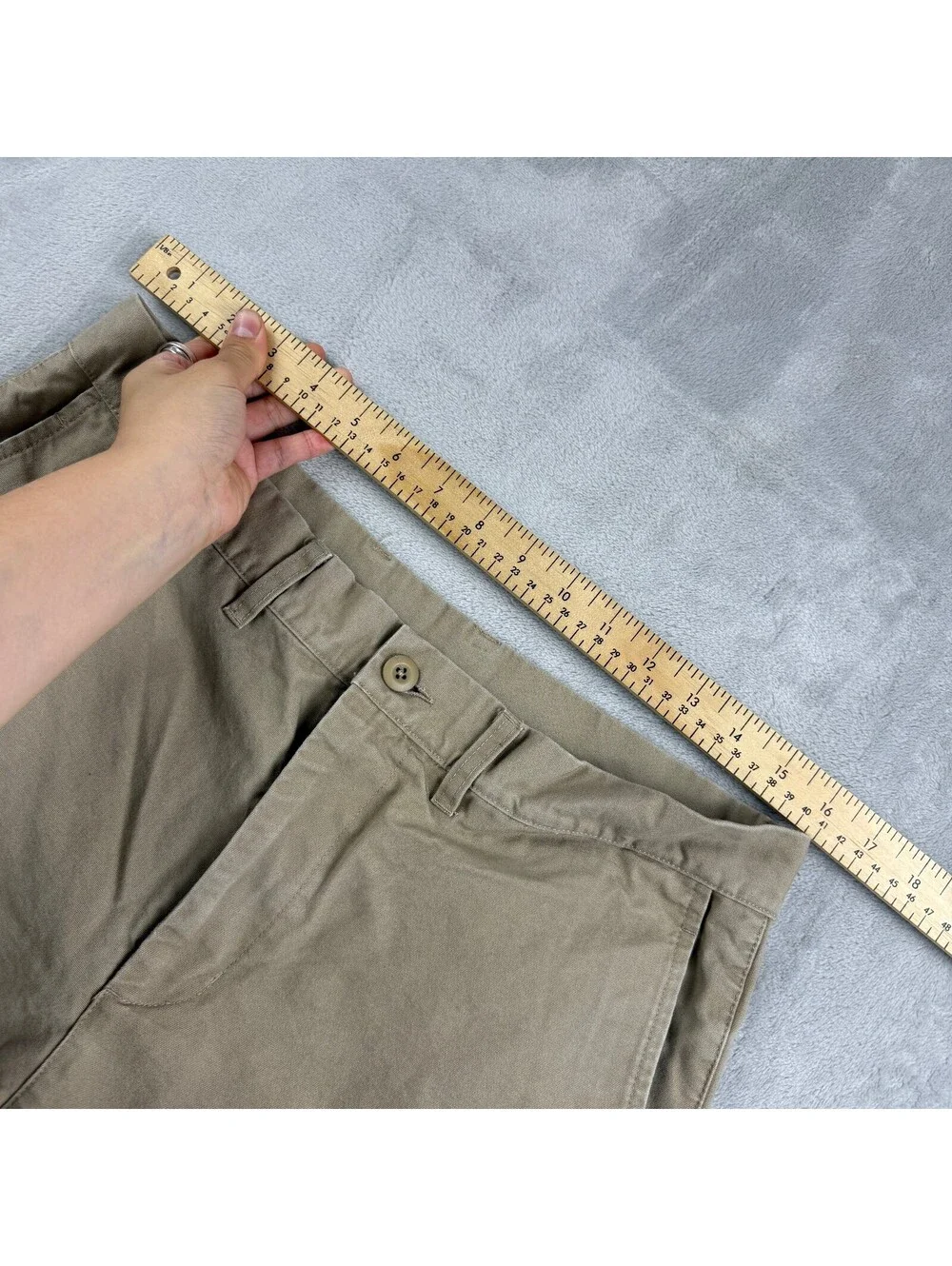 Nike Men's 32x32 Khaki Chino Pants Tan Embroidered Swoosh Casual Straight Leg